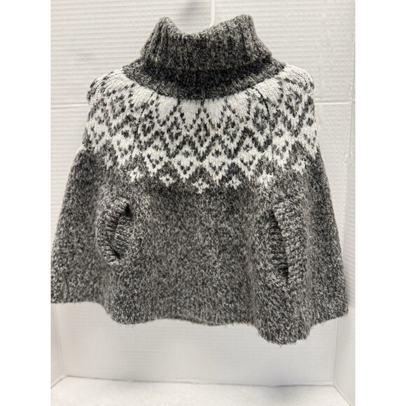 OSHKOSH KNITTED GRAY PONCHO TODDLER GIRL 2T WITH ARM SLITS - Picture 1 of 8